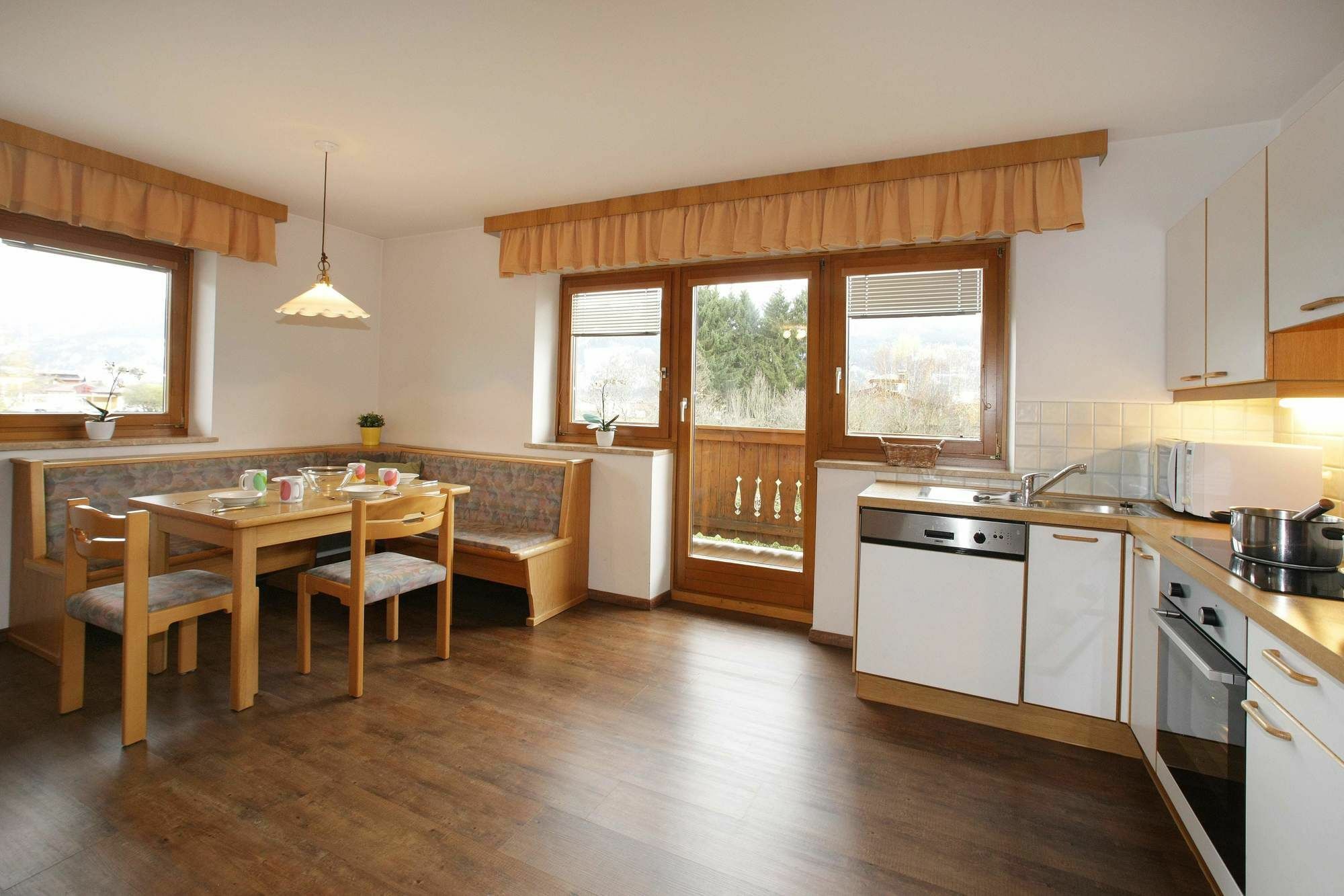 New! Tevini Alpine By We Rent Zell am See